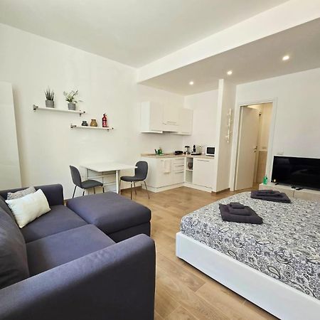 Yr Apartments Milan - Tibaldi ภายนอก รูปภาพ